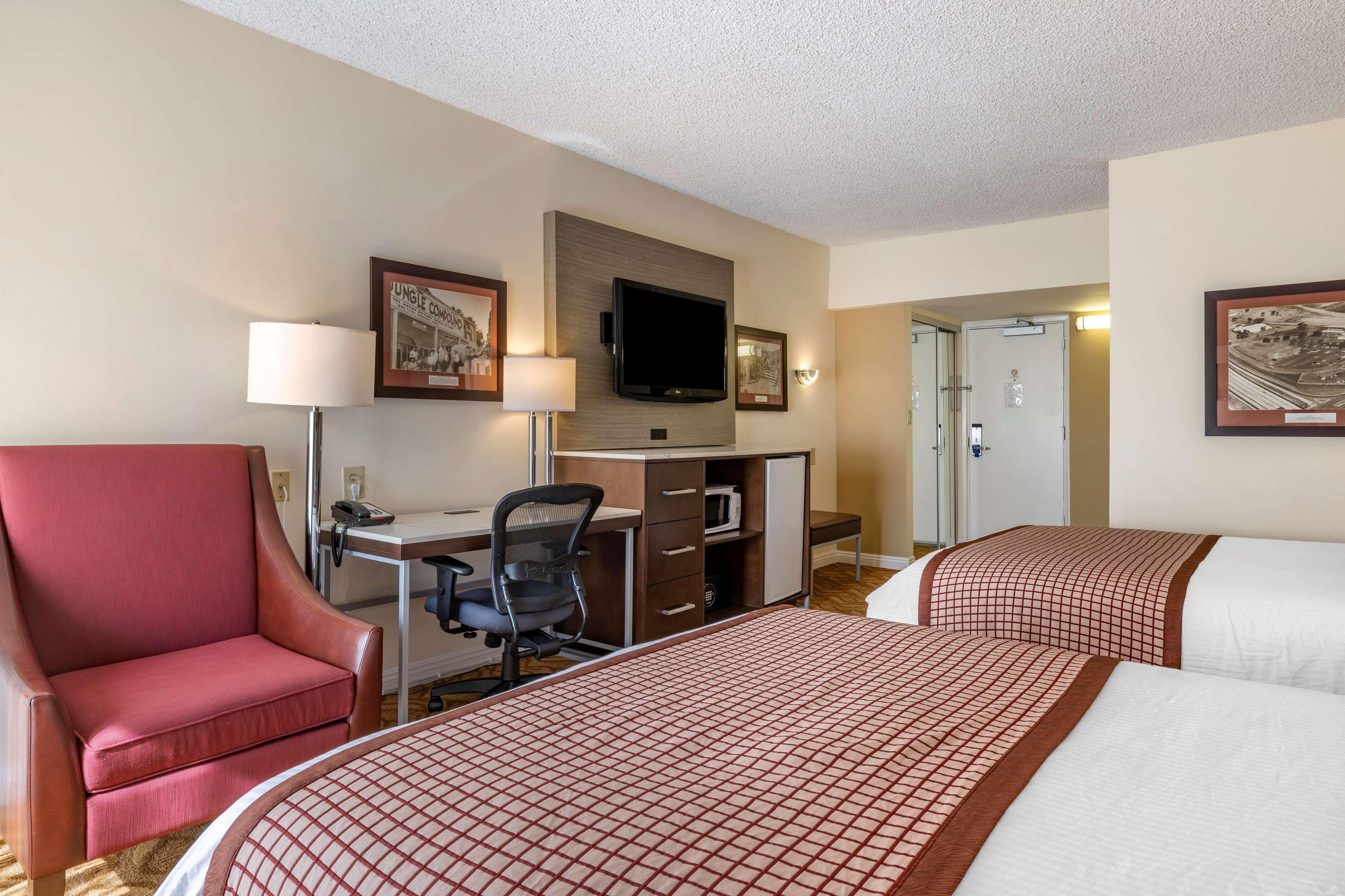 Best Western Plus Thousand Oaks Inn Exterior foto