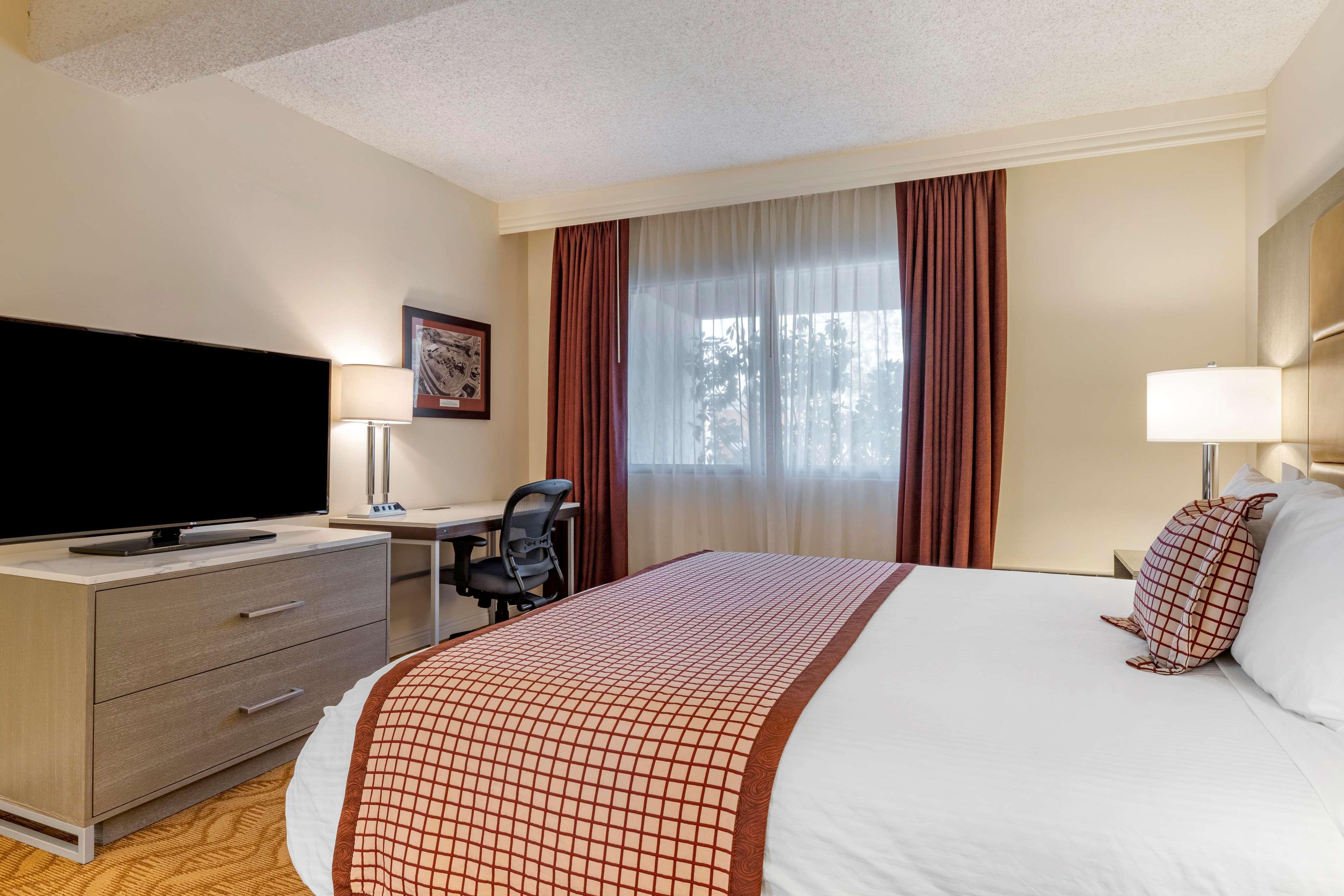 Best Western Plus Thousand Oaks Inn Exterior foto