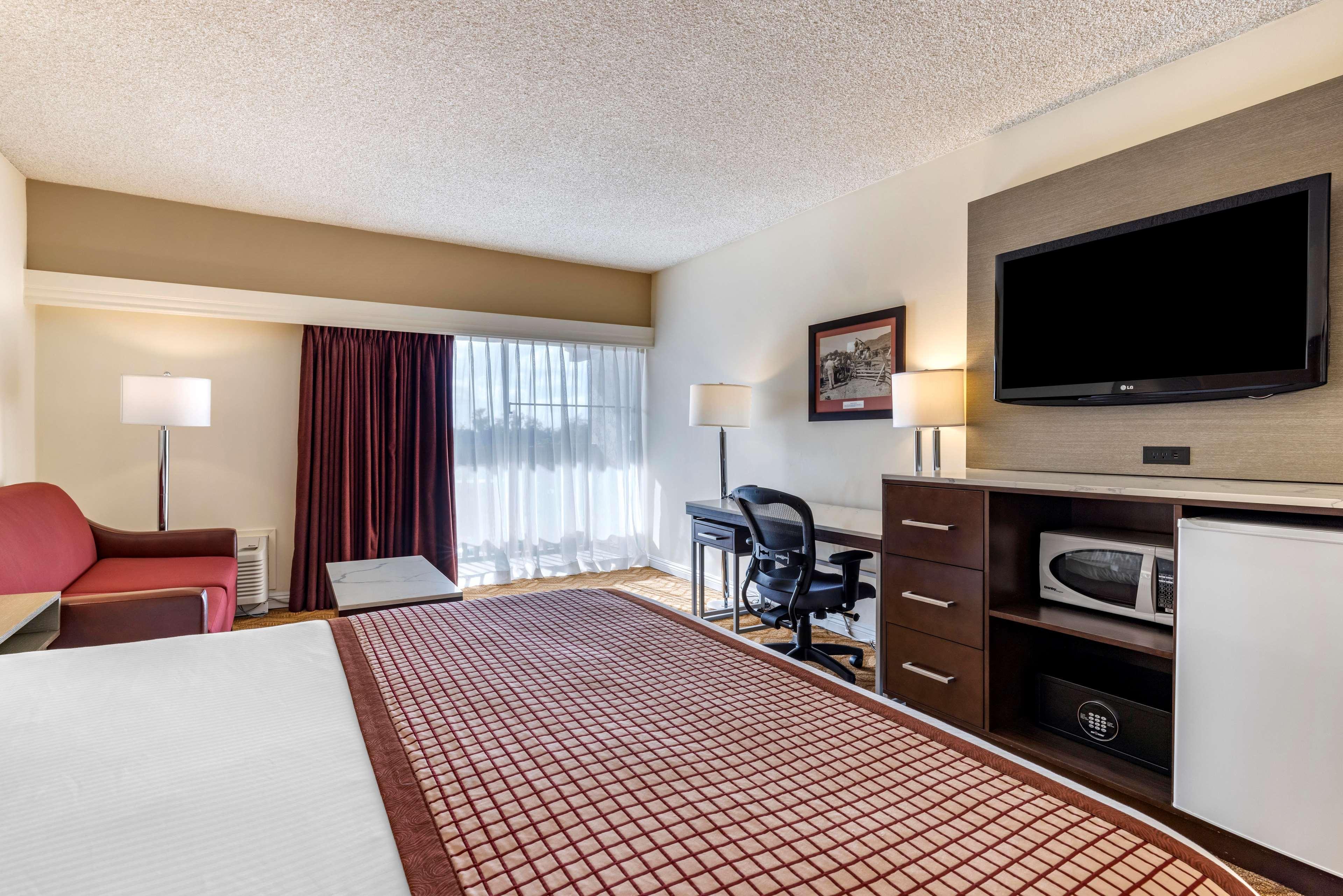 Best Western Plus Thousand Oaks Inn Exterior foto