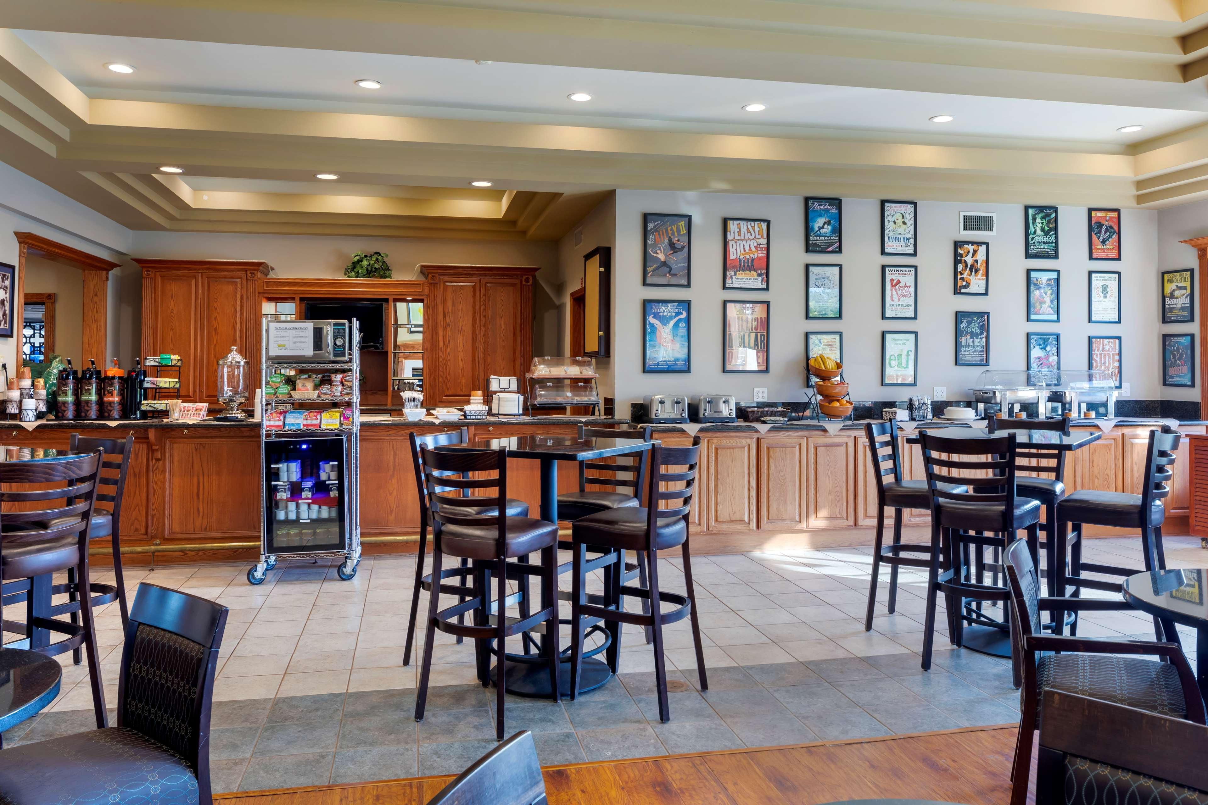 Best Western Plus Thousand Oaks Inn Exterior foto