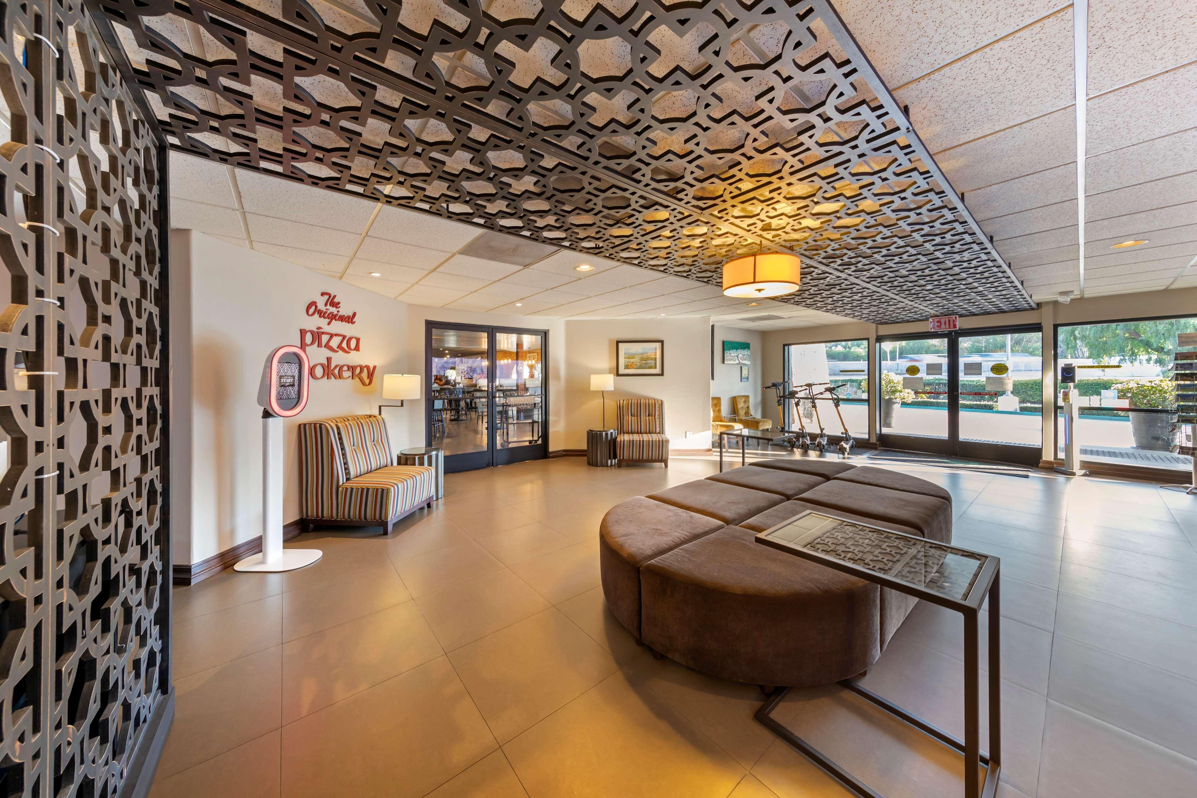Best Western Plus Thousand Oaks Inn Exterior foto
